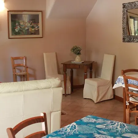 Al Borgo Oda ve Kahvaltı *